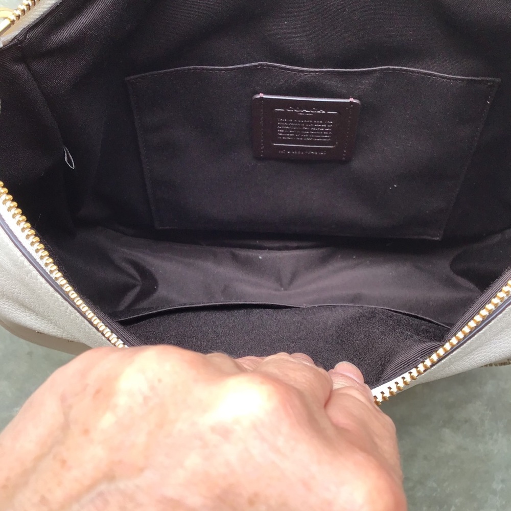 COACH NWT F49127 ELLE HOBO Purse Bag - Picture 7 of 12